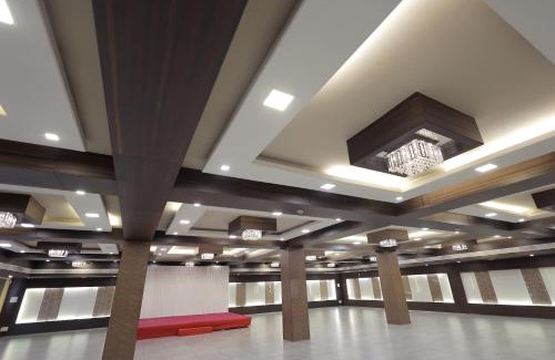 Surat Hotel | Discover Hotel Shagun: Rooms & Banquet in Surat