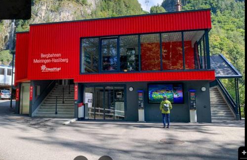 Meiringen Hotel | Pet-Friendly Escape at Das Hotel Sherlock Holmes