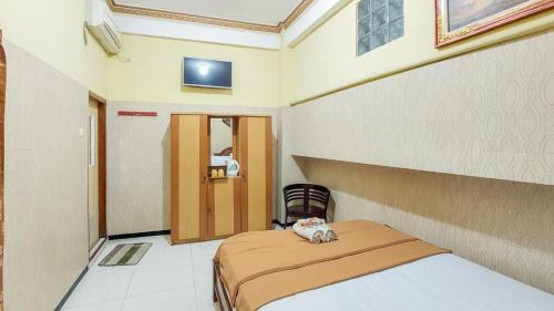 Kertosono Hotel | Budget-Friendly Hotel Shinta 2 Near Alun Alun Kertosono