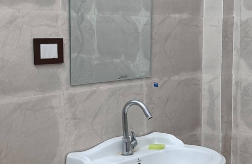 Ramsanehighat Hotel | Hotel Shiv Savitri Ayodhya