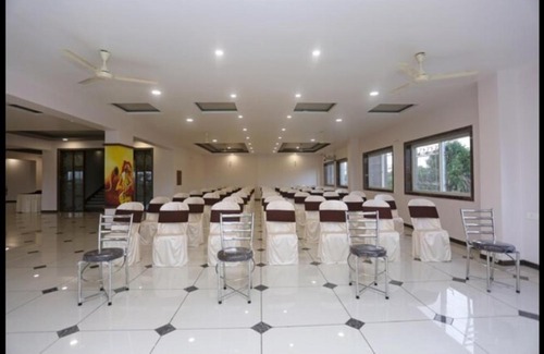 Bhojpur House | Family-Friendly Hotel Shiv Shakti in Kiratnagar, MP