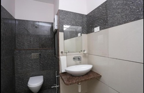 Bhojpur House | Family-Friendly Hotel Shiv Shakti in Kiratnagar, MP