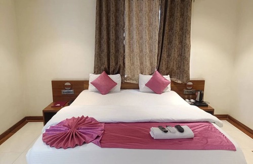 Rajgurunagar Hotel | HOTEL SHIVAM EXECUTIVE