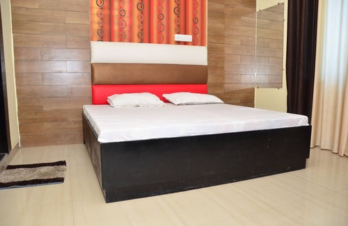 Basti Hotel | Discover Comfort at Hotel Shivay Palace with Family-Friendly Amenities