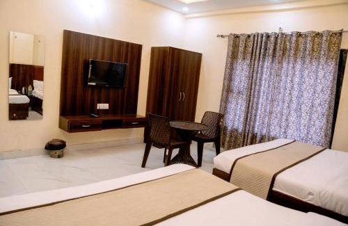 Agra Hotel | Hotel Shivay Palace