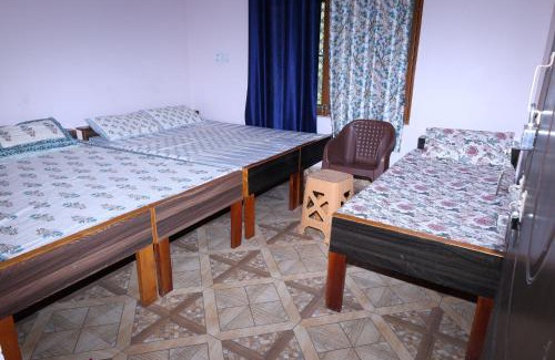 Dunda Hotel | Cozy Hotel Shivkripa with Family-Friendly Dining Options