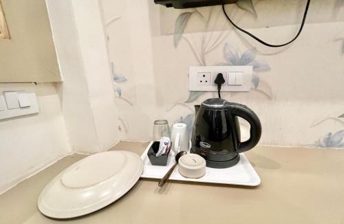 Varanasi Hotel | Discover Hotel Shree Madhava: Prime Location Near Ganga