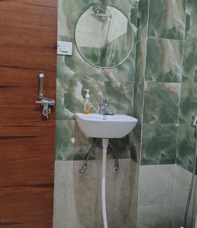 Raebareli House | Hotel Shree Mayakunj