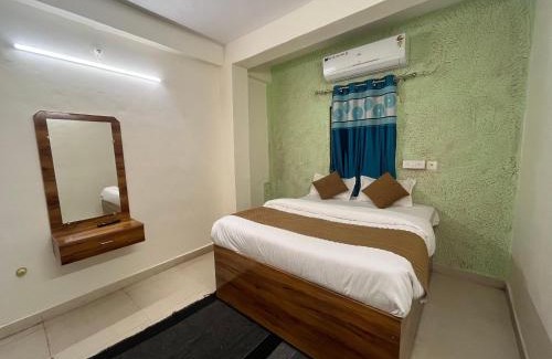 Cidco Hotel | Hotel Shree om Sai lodging
