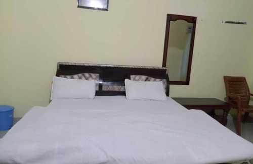 Khatima Hotel | Hotel Shumangalam