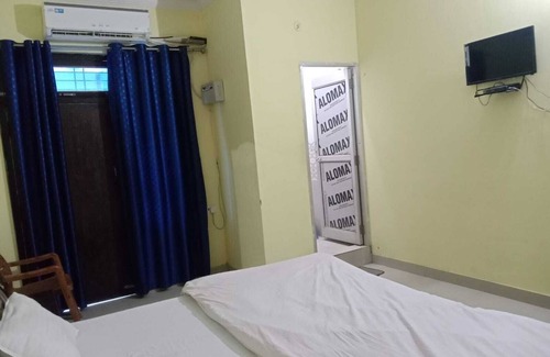 Khatima Hotel | Hotel Shumangalam
