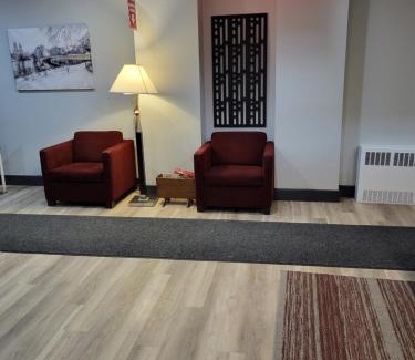 Val-d'Or Hotel | Budget-Friendly Hotel Sigma with Family Amenities & Breakfast