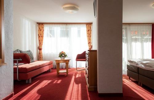 Lauterbrunnen Hotel | Discover Hotel Silberhorn: Pet-Friendly with Top Amenities