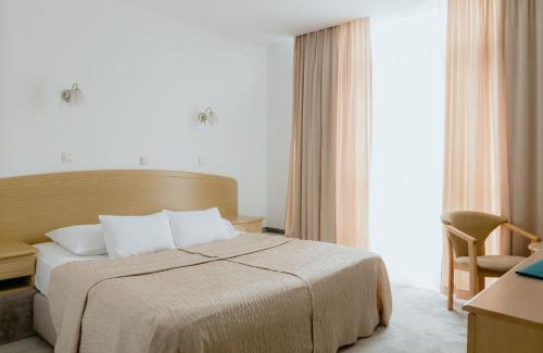 Osijek Hotel | Comfortable Stay at Hotel Silver with Breakfast Included