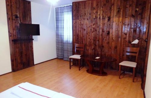 Sofia Hotel | Cozy Hotel Simona Complex with Pet-Friendly Amenities