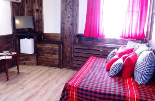 Sofia Hotel | Cozy Hotel Simona Complex with Pet-Friendly Amenities