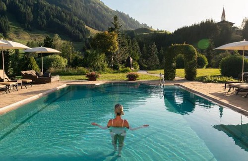 Berwang Hotel | Experience Hotel Singer – A 4-Star Oceanfront Retreat