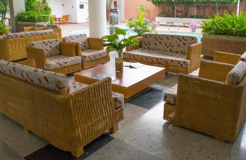 Monteria Hotel | Discover Comfort at Hotel Sinu Monteria with Pool & Breakfast