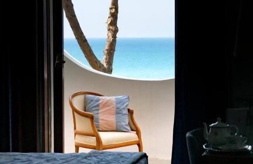 Mondragone Hotel | Relaxing Getaway at Hotel Sinuessa Terme with Pool & Dining