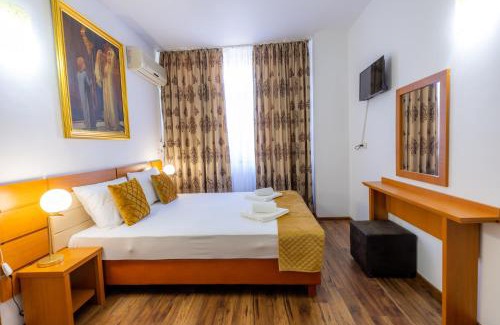 Militari Hotel | Family-Friendly Hotel Sir Lujerului with Great Reviews