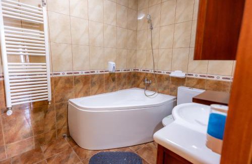 Militari Hotel | Family-Friendly Hotel Sir Lujerului with Great Reviews