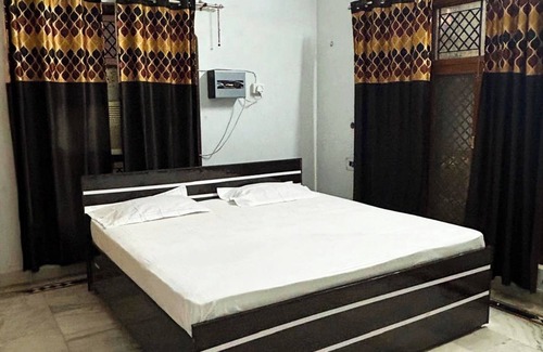 Ayodhya Hotel | Hotel Siya Ram Palace Ayodhya