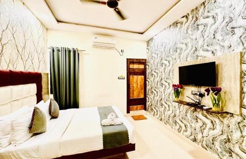 Shamshabad Hotel | Convenient Hotel Sky International in Airport Zone Hyderabad