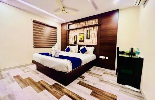 Shamshabad House | Convenient Pet-Friendly Stay at Hotel SM Deccan Park