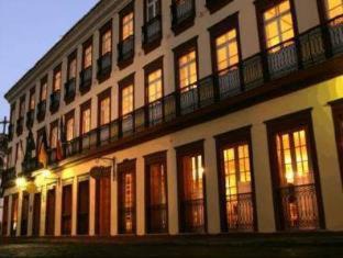 Ouro Preto Hotel | Relax at Hotel Solar do Rosário: 5-Star Oceanfront Bliss