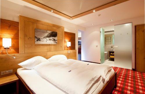 Ischgl Hotel | Discover Hotel Solaria Ischgl - 4-Star Retreat with Spa