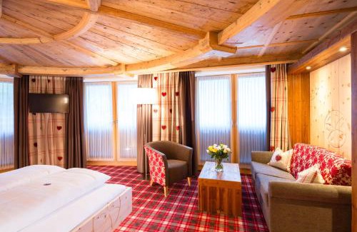 Ischgl Hotel | Discover Hotel Solaria Ischgl - 4-Star Retreat with Spa