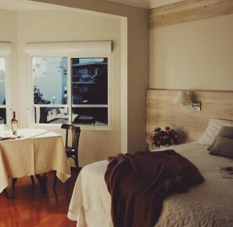 Sao Miguel Do Oeste Hotel | Discover Hotel Solaris: Guest Rated 9/10 & Pet Friendly