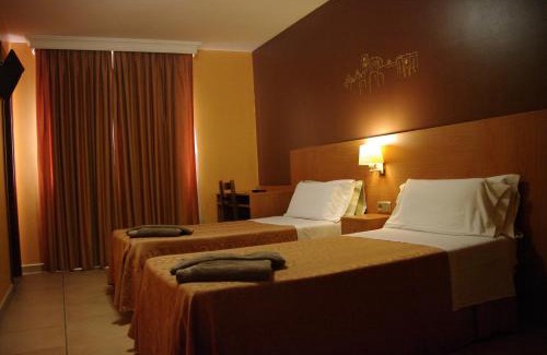 Solsona Hotel | Discover Hotel Solsona Centre: Guest Rated 8.5/10