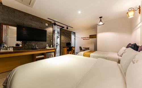 Jung-gu Hotel | Hotel Some