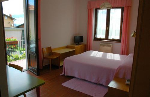 Menaggio Hotel | Explore Hotel Sonenga: Oceanfront, Pet-Friendly Retreat