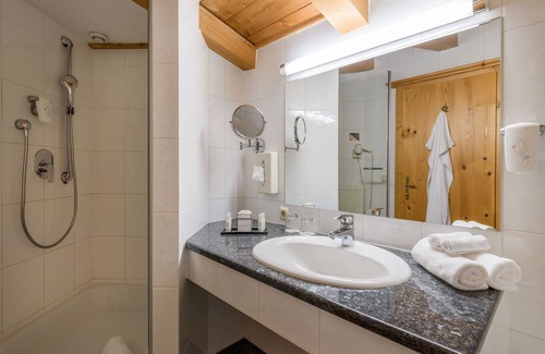 Kitzbuehel Hotel | Experience Hotel Sonne: 4-Star Bliss with Pool & Spa
