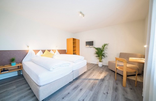 Schwarzenburg Hotel | Discover Hotel Restaurant Sonne: Family-Friendly Escape