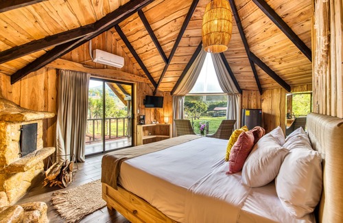 Sabana Redonda House | Tranquil Hotel & Spa El Escondite de la Montaña Retreat