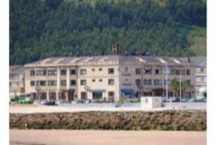 Suances Hotel | Relaxing Hotel Spa El Muelle de Suances with Ocean Views