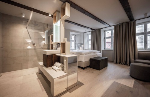 Altstadt Hotel | Discover Hotel Goldene Rose: Rated 10/10 with Spa & Pool