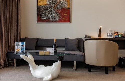 Petrovskoye Hotel | Experience Hotel & Spa NEMO with Dolphins and Ocean Views