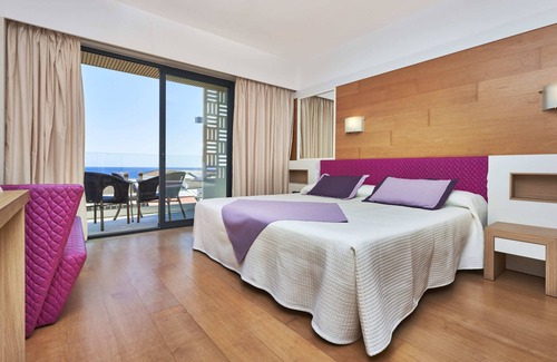 Cala Agulla Hotel | Relaxing Hotel & Spa S'entrador Playa: 4-Star Retreat