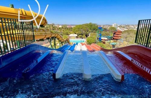 Caldas Novas Hotel | Experience Spazzio diRoma with Pool & Water Park Access