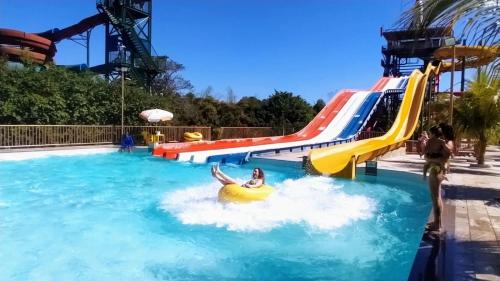 Caldas Novas Hotel | Experience Spazzio diRoma with Pool & Water Park Access