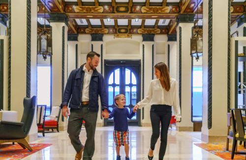 Theater District Hotel | Discover Hotel Spero: Pet-Friendly with Top Amenities