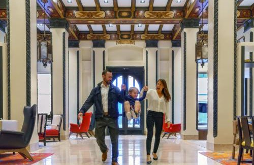 Theater District Hotel | Discover Hotel Spero: Pet-Friendly with Top Amenities