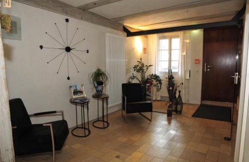 Cadolzburg Hotel | Pet-Friendly Retreat at Hotel Sporcher Nest with Breakfast
