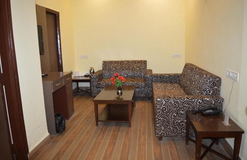 Shrivasti Hotel | Discover Hotel Sravasti Residency: Family-Friendly Comfort