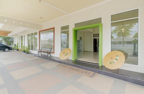 Tasikmalaya Hotel | Hotel Srikandi Syariah Mitra RedDoorz
