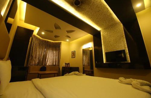 Virudhunagar Hotel | Discover Hotel Sriram JB Residency: Family-Friendly Stay